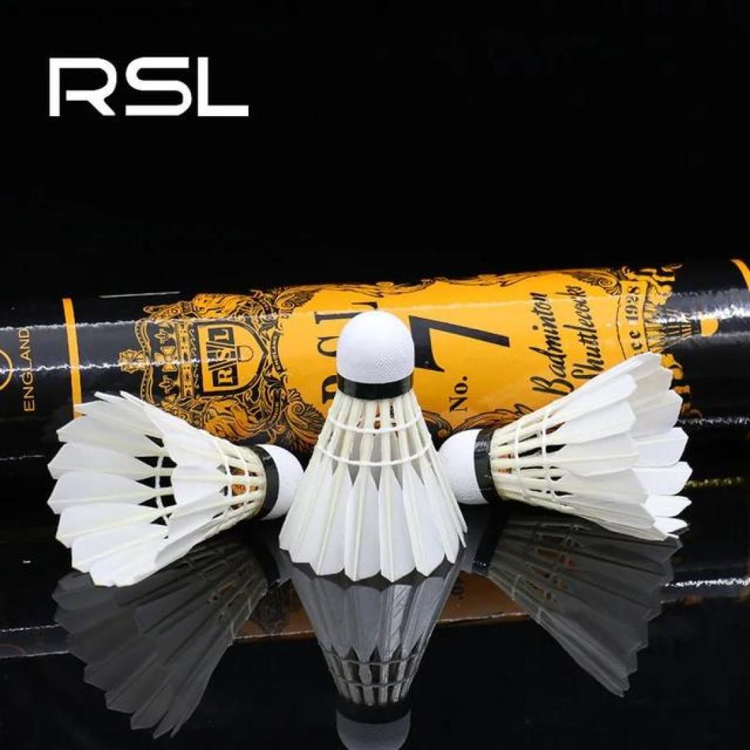 他不仅关注 他不仅关注