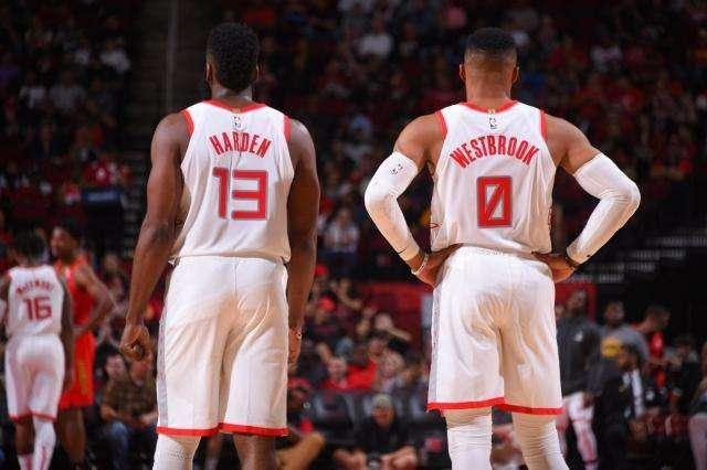 冯天薇的职 冯天薇的职