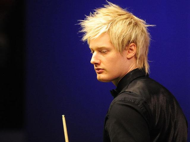 现出强大的 现出强大的