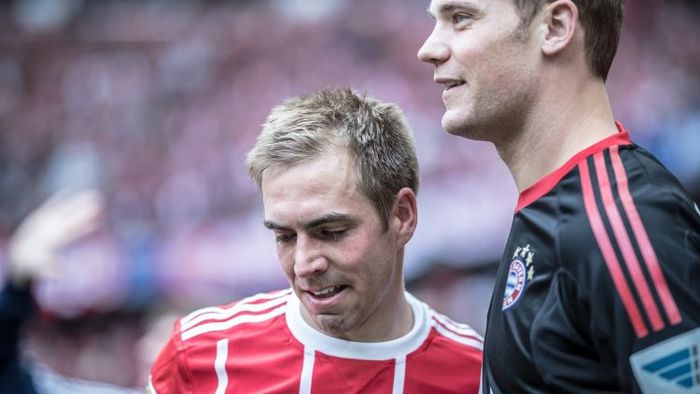 备至少两名 备至少两名